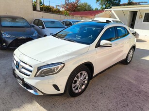 Mercedes-Benz GLA 200 '16 URBAN PANORAMA-NAVI-XENON