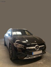 Mercedes-Benz GLA 200 '23