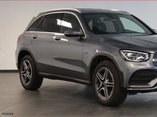 Mercedes-Benz GLC 300 '21 AMG LINE