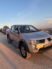 Mitsubishi L200 '09