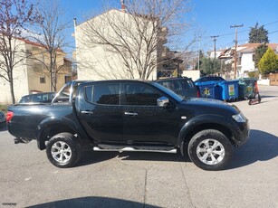 Mitsubishi L200 '11