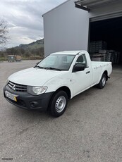 Mitsubishi L200 '11 L200