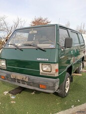 Mitsubishi L300 '88