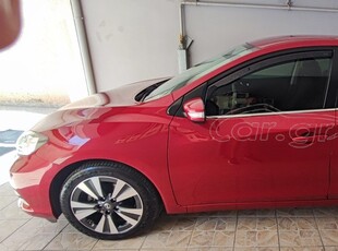 Nissan Pulsar '15