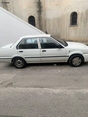 Nissan Sunny '90