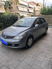 Nissan Tiida '10