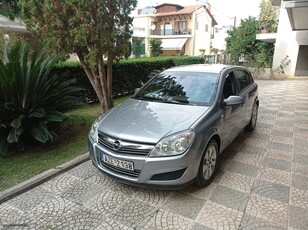 Opel Astra '09 1.6 Excess