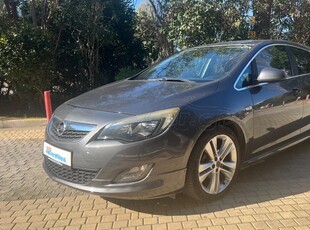 Opel Astra '10 1.4 140HP TURBO COSMO