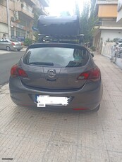 Opel Astra '10 J