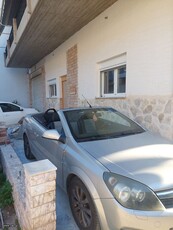 Opel Astra '10 TWIN TOP