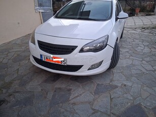 Opel Astra '11