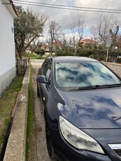 Opel Astra '11 ASTRA J