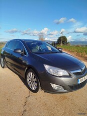 Opel Astra '11 ASTRA J