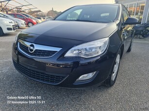 Opel Astra '11 J