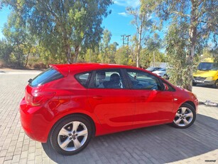 Opel Astra '11 J TURBO