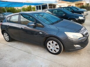 Opel Astra '12