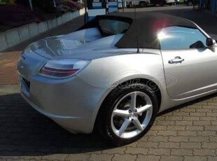 Opel GT '10 ολοκαινουριο