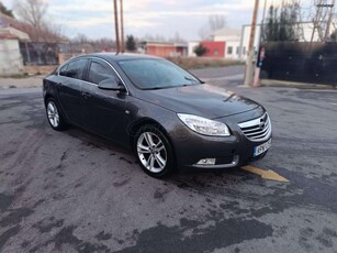 Opel Insignia '10 1.8 FOUL EXTRA COSMOS