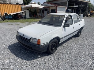 Opel Kadett '93