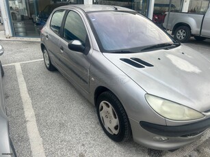 Peugeot '02 206