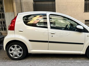 Peugeot 107 '11 107