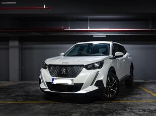 Peugeot 2008 '21 1.2 PureTech Allure Plus