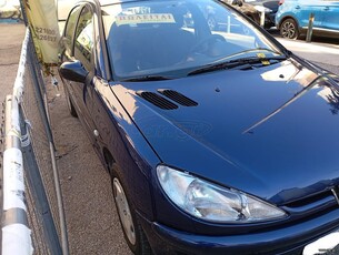 Peugeot 206 '02