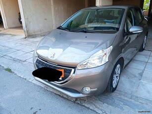 Peugeot 208 '12