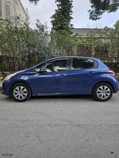 Peugeot 208 '12