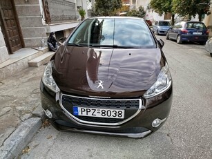 Peugeot 208 '12 Active