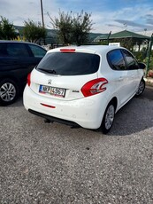 Peugeot 208 '12