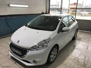 Peugeot 208 '14