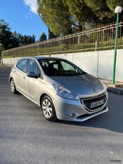 Peugeot 208 '14