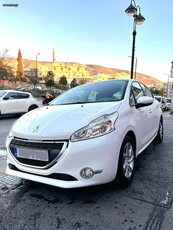 Peugeot 208 '14 Allure panorama