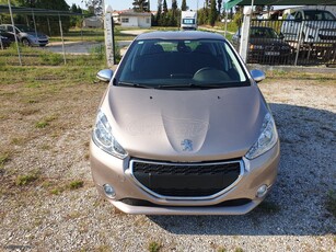 Peugeot 208 '15 1.2 PureTech 82 Active