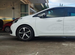 Peugeot 208 '15 1,6 Biue-HDi