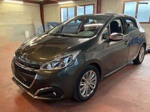 Peugeot 208 '16 1.2 VTi Style