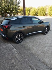 Peugeot 3008 '18 Allure active pure teck 1200