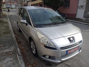 Peugeot 5008 '12 1.5 BLUEHDI