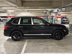 Porsche Cayenne '04 Turbo