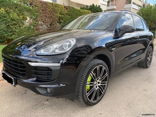 Porsche Cayenne '15 416hHP PLUG-IN HYBRID PANORAMA-AIRMATIC