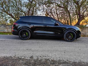 Porsche Cayenne '15