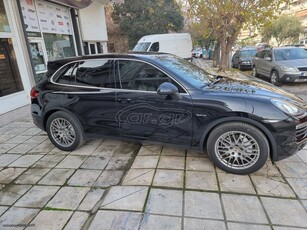 Porsche Cayenne '15 s