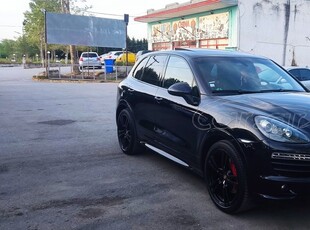 Porsche Cayenne '16 Cayenne S