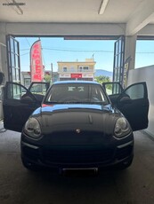 Porsche Cayenne '16 Porsche Cayenne S E-HYBRID '16