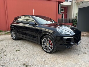 Porsche Cayenne '16 S HYBRID