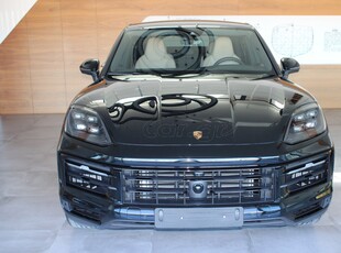 Porsche Cayenne '24 COUPE PLUG IN HYBRID