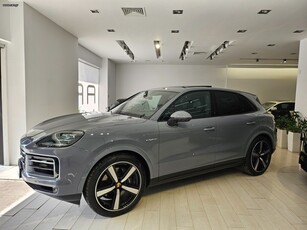 Porsche Cayenne '24 E-HYBRID PANO/DISPLAY/ARCTIC GREY