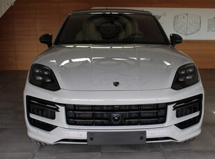 Porsche Cayenne '24 TURBO PLUG -IN