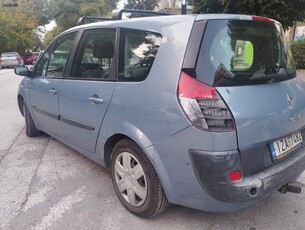 Renault Grand Scenic '05